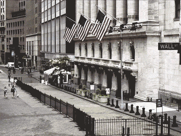 relates to New York City Reopening Splits Along Lines of Wealth and Race