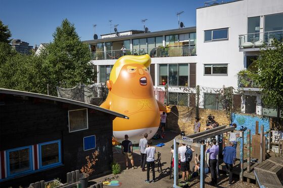 London Will See Two Trumps: The President and a Balloon Parody