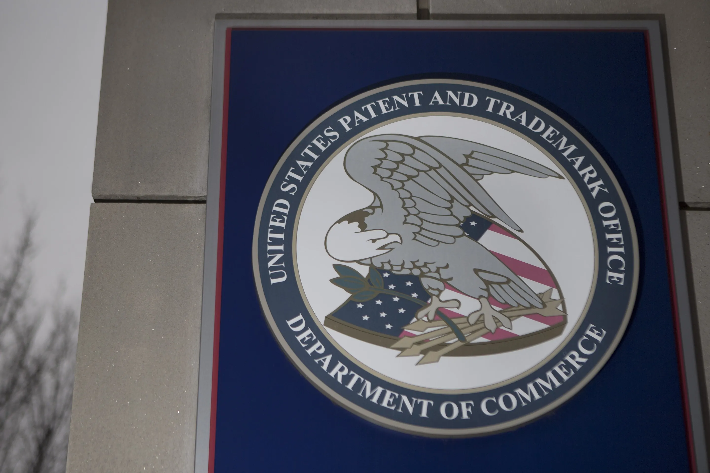 Leahy Delays Markup of Patent Bill Companies Oppose