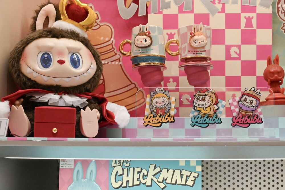 ラブブ　ポップマート　まとめ売り ポップマート（POP MART）、ラブブの模倣品を販売したとして米