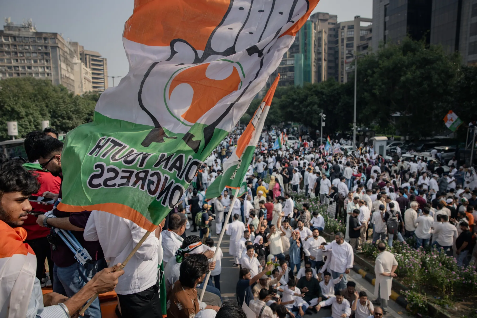 INDIA bloc leaders petition Supreme Court against Election Commission over voter rolls; protests and mass detentions spread nationwide