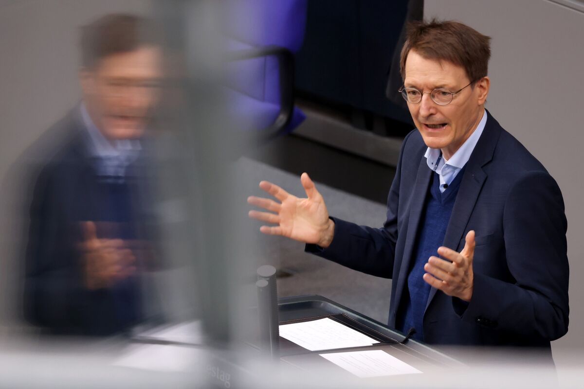 Le ministre allemand va stopper les investisseurs « acridiens » dans les cabinets médicaux