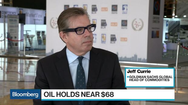 Crude Surges to Three-Year High as Saudi-Yemen Conflict Heats Up