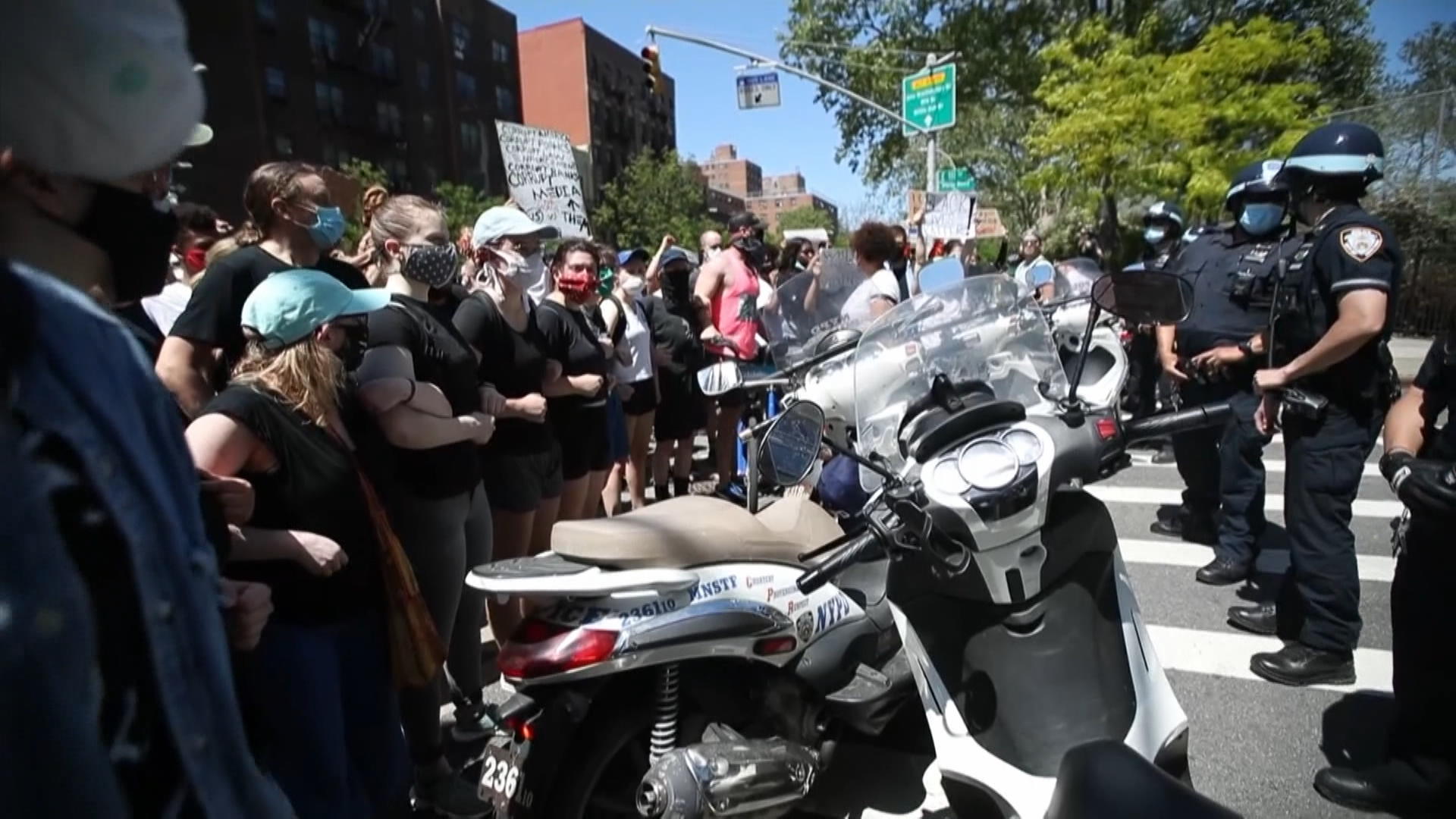 Protesters Take to Streets of New York After Floyd Death, police