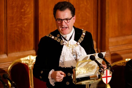 City of London’s Lord Mayor Hopes for EU Accord, Trips Abroad