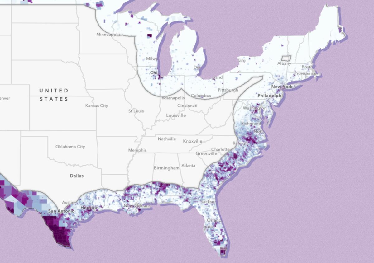 border patrol checkpoints map Mapping Who Lives In Border Patrol S 100 Mile Zone Bloomberg border patrol checkpoints map