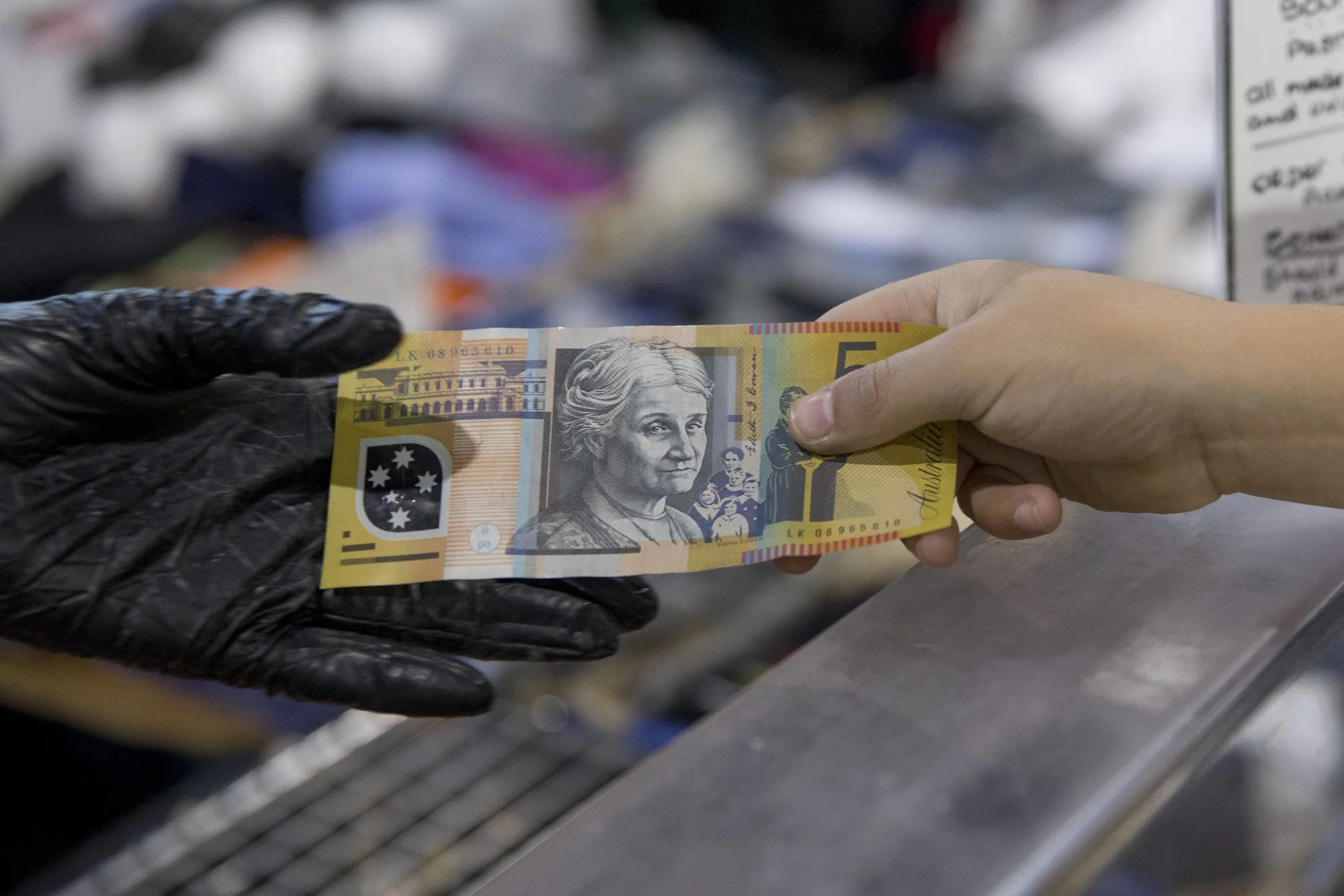 Australia’s Treasurer Jim Chalmers said&nbsp;the number of businesses accepting cash has shrunk.