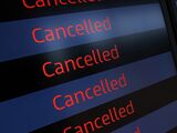 France Asks Airlines to Extend Flight Cuts Through Monday