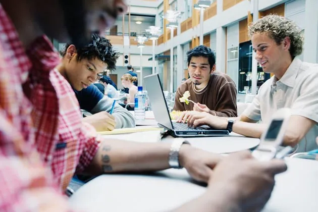 Fewer Women Are Choosing College Business Programs