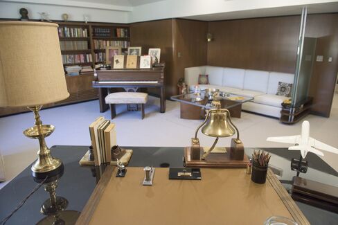 Restoration of Walt Disney's Office