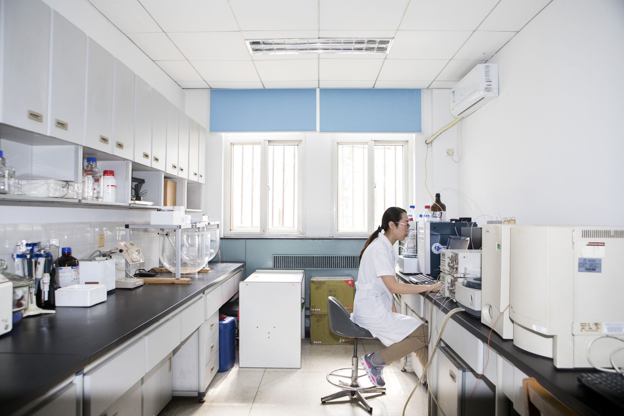 Inside the laboratory at the China Academy of Chinese Medical Sciences’ Xiyuan Hospital.