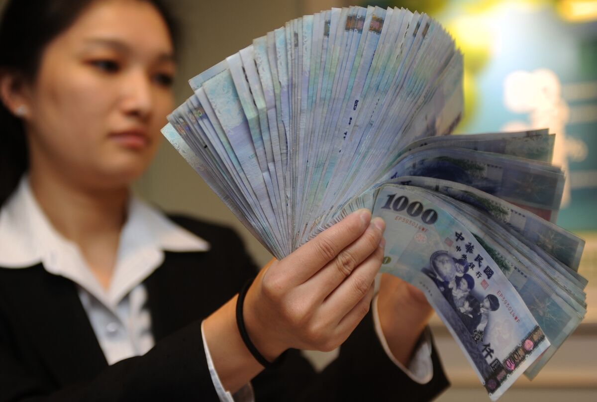 🟨"Dollaro di Taiwan in rialzo oltre il 2%"