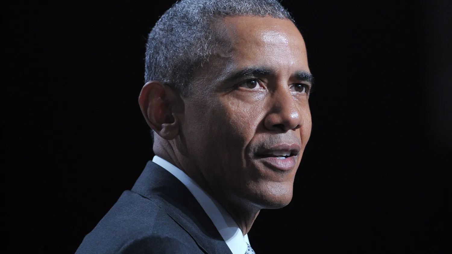 US President Barack Obama address the US Conference of Mayors during their annual meeting in San Francisco on June 19, 2015.
