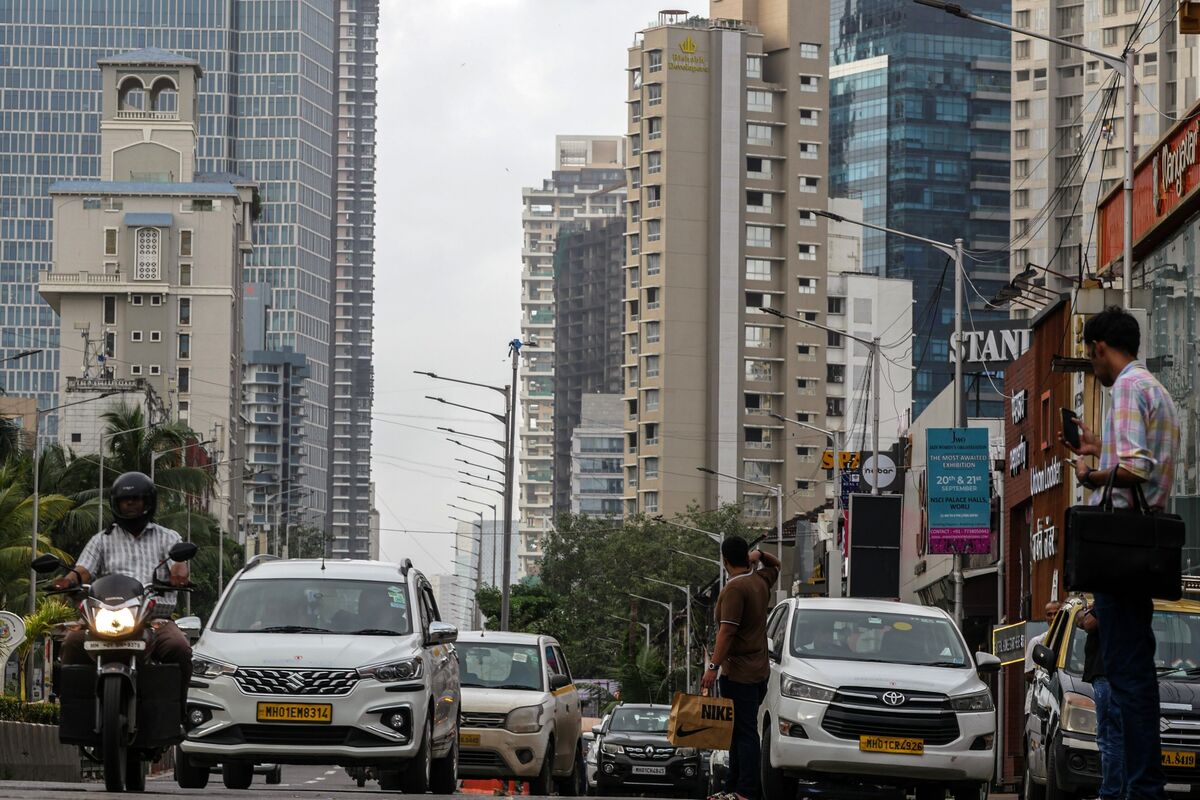 India’s Largest REIT Plans $181 Million Debut Rupee Bond Sale