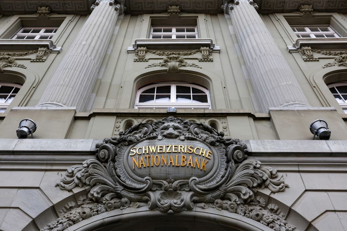 SNB Expects to Keep Interest Rate at Zero Until End of 2027