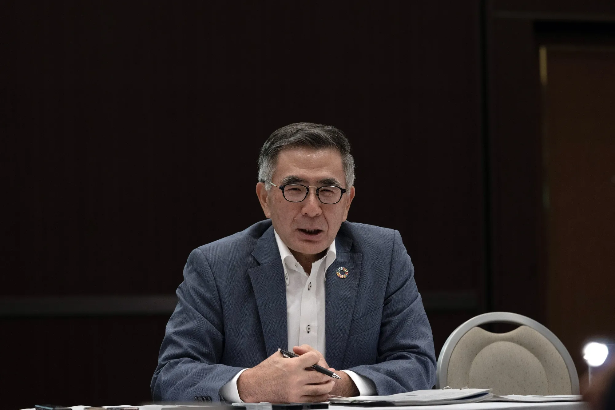 鈴木俊宏氏