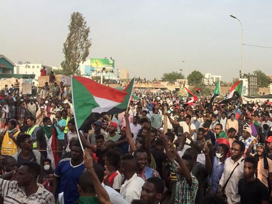 Sudan Army Ousts President After Protests, Ending 30-Year Rule