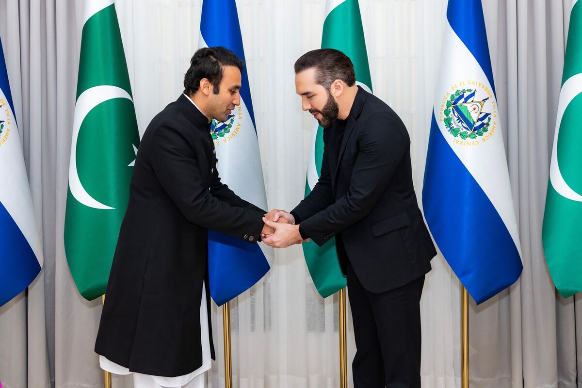 Pakistan, El Salvador Establish Bilateral Ties Based on Crypto - Bloomberg