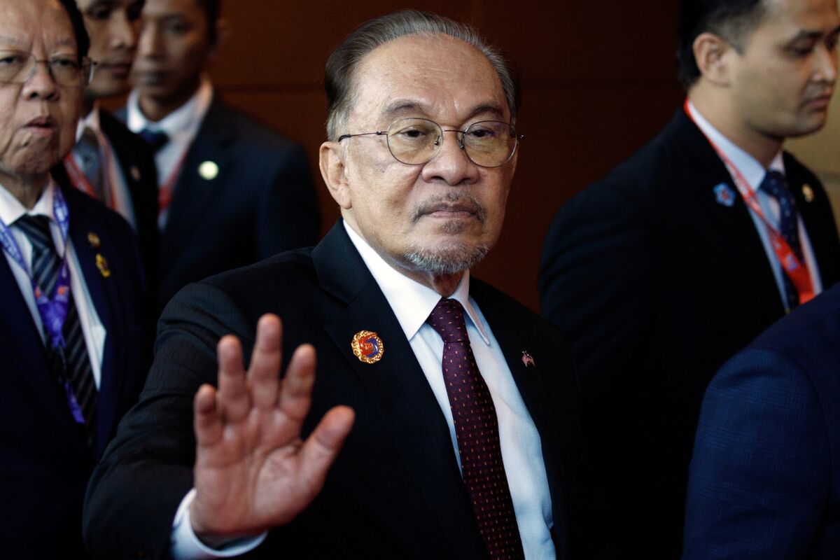 
                            Malaysia’s Anwar Faces Revenue-Sharing Pressure in Sabah Polls