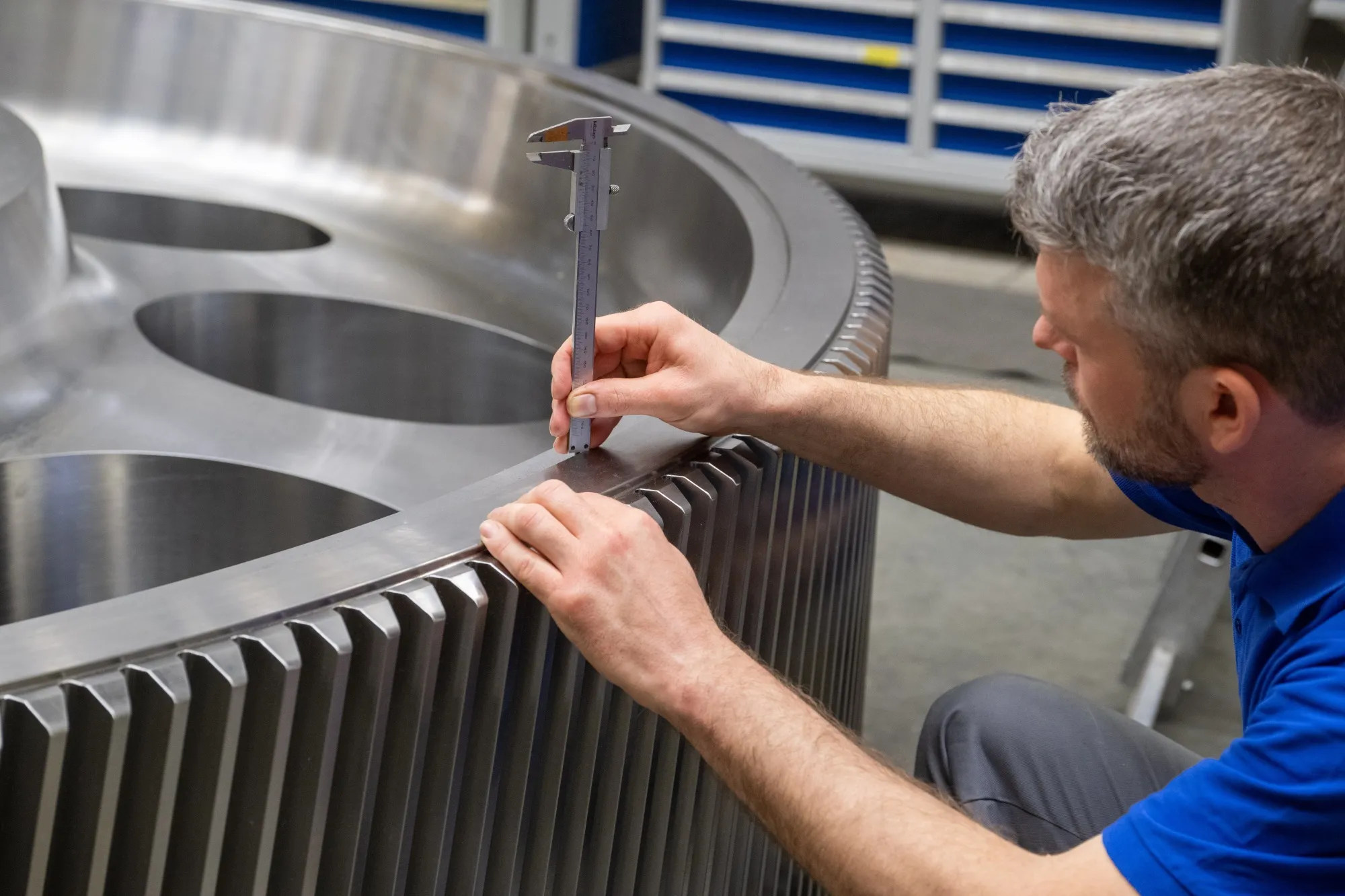 German Gearbox Maker Renk Is Said to Mull Options for Civilian Business -  Bloomberg, image size:2000x1333