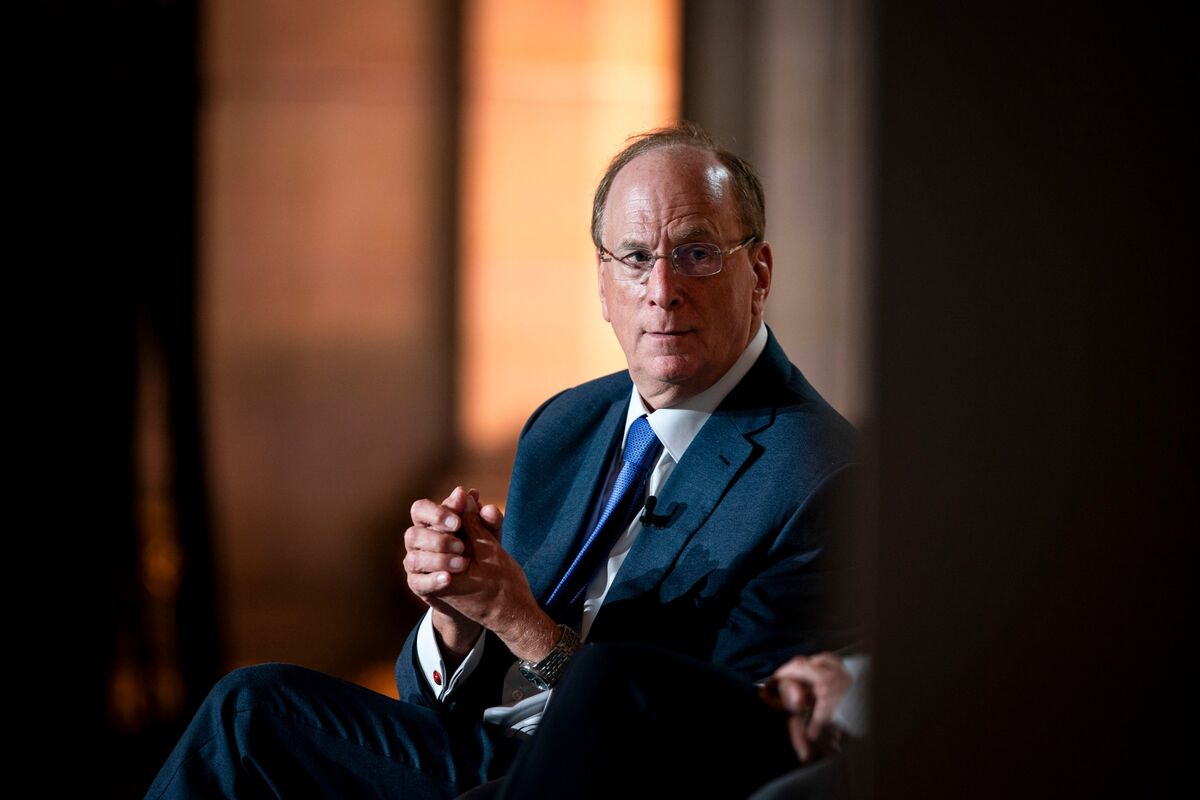 
                            BlackRock’s Larry Fink Joins Trump Team Talks to Rebuild Ukraine