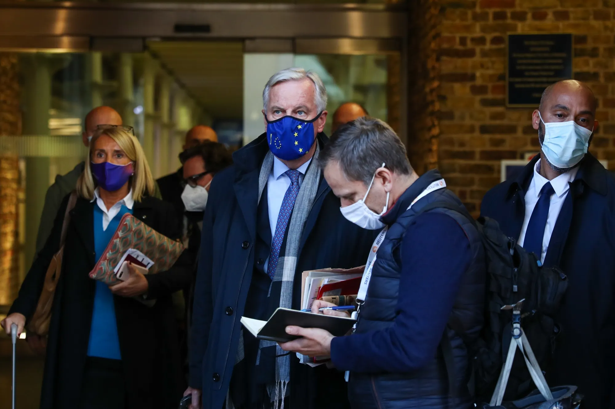 Michel Barnier, chief negotiator for the EU, center, in London, on&nbsp;Oct. 22.