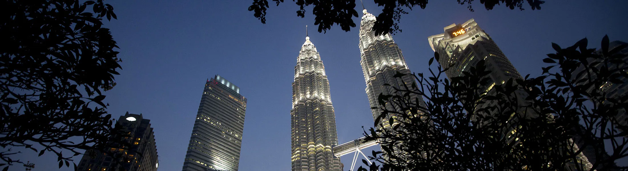 1501050709_kuala lumpur petronas lede