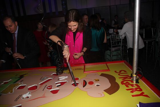 Wall Street Plays Pac-Man, Shoots Hoops at Winter Game Night