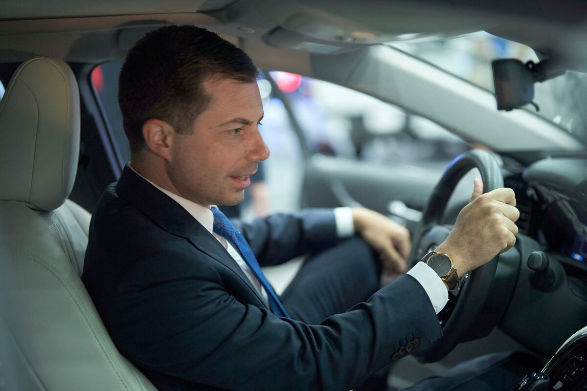 Could US Road Deaths be Reduced by V2X Car Technology?