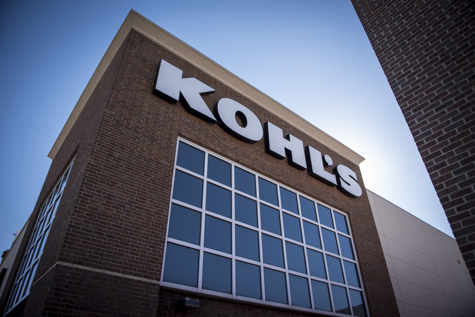 Kohl's is putting a Weight Watchers studio in one of its stores