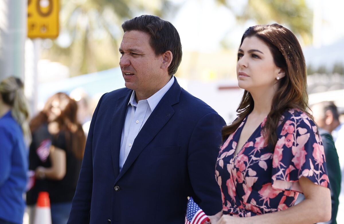 Casey DeSantis, Wife for Florida Gov. Ron DeSantis, Diagnosed With Breast  Cancer - Bloomberg