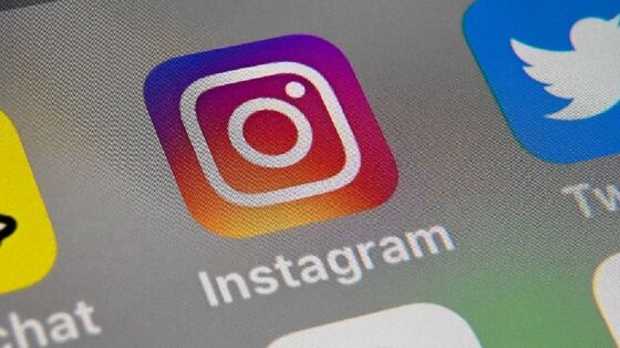 Facebook Should Halt Instagram Youth, Attorneys General Say