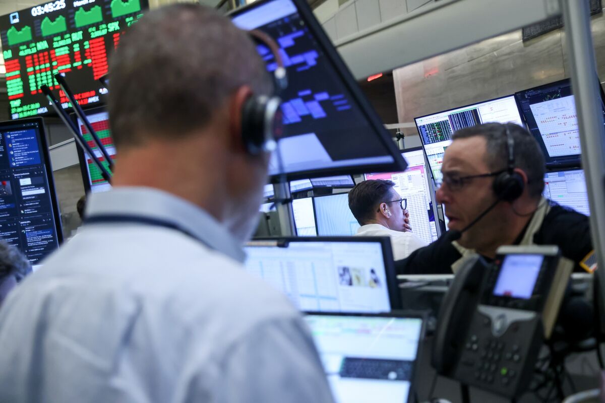 报道称伊朗回应美方提案 美股跌幅收窄