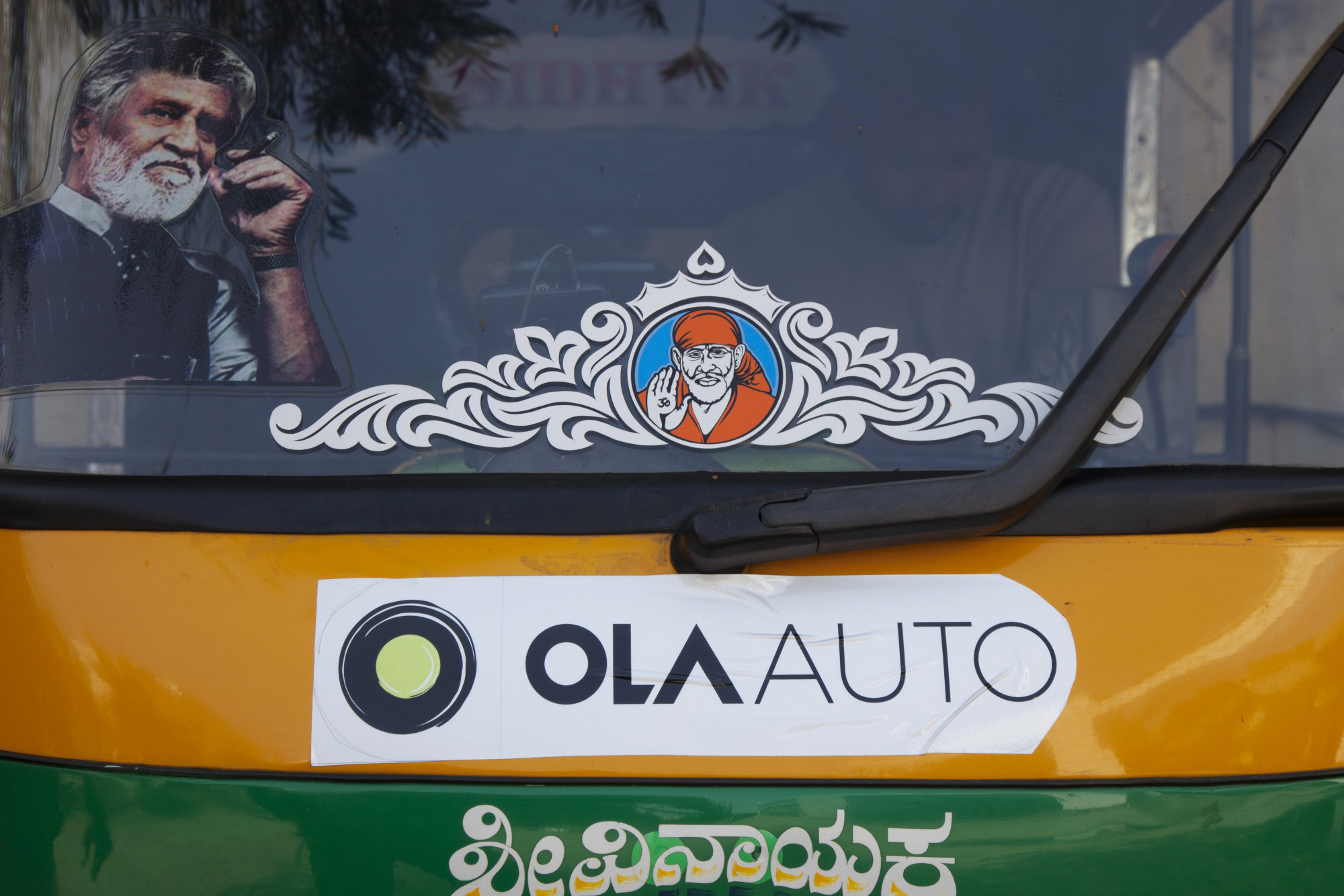 Bengaluru Uber auto driver runs  channel offering financial