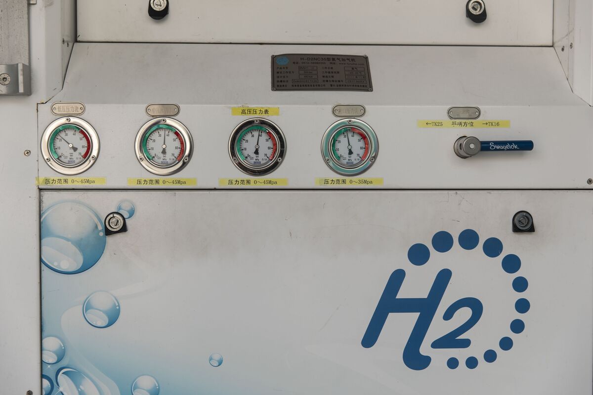 Green Hydrogen Projects in Asia Offer Lifelines to Troubled Technology