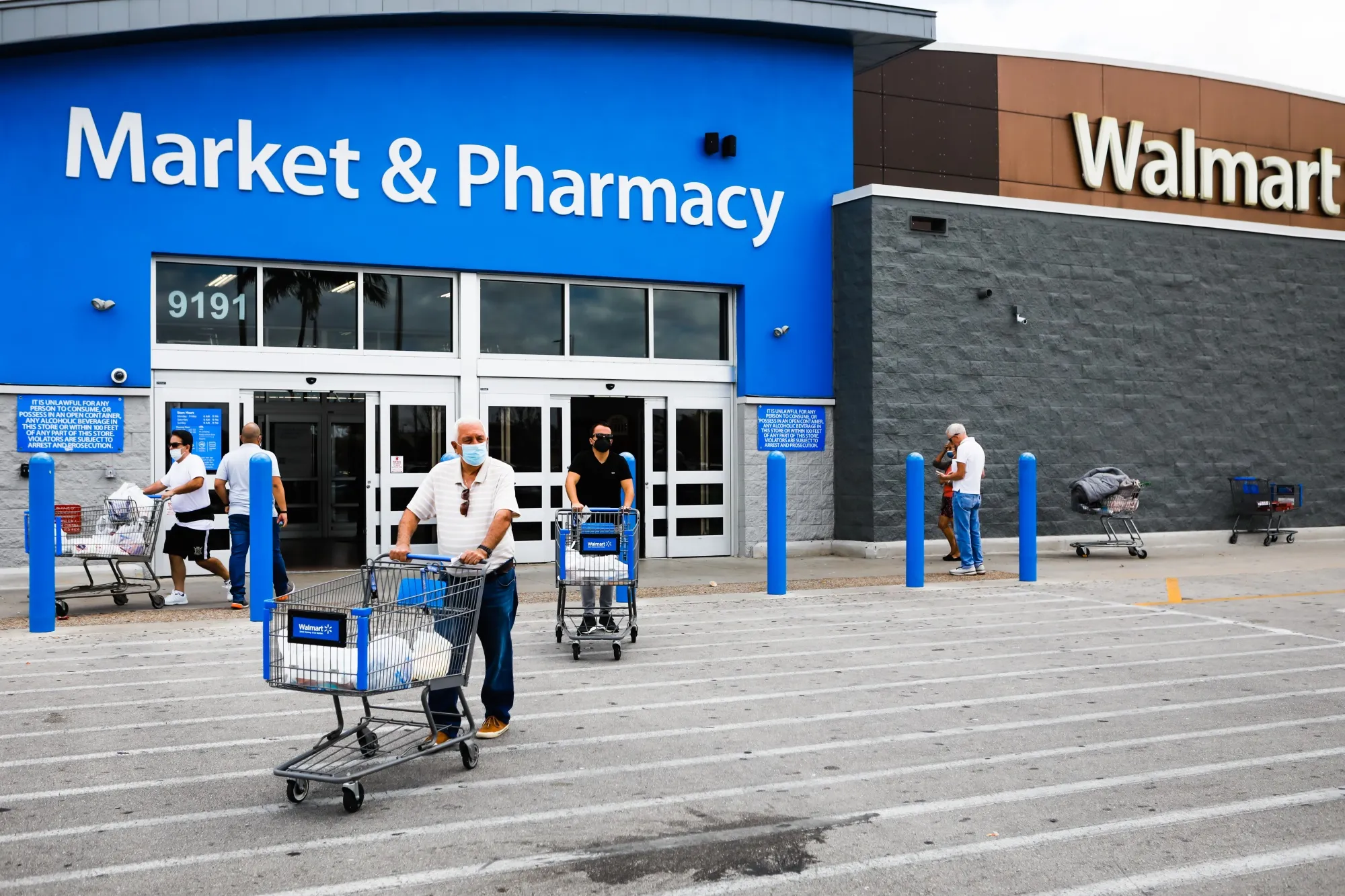 In a post-pandemic shift, Walmart is now outperforming Amazon.