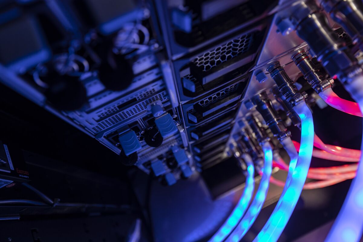 assets.bwbx.io image