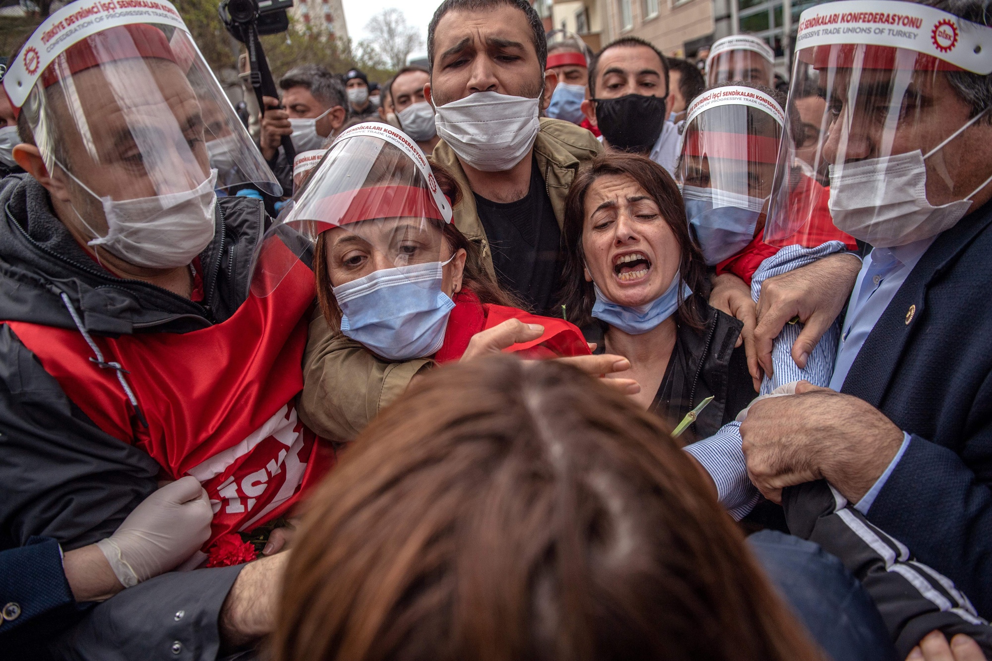 Turkish Police Detain Gathered Union Leaders On May Day - Bloomberg