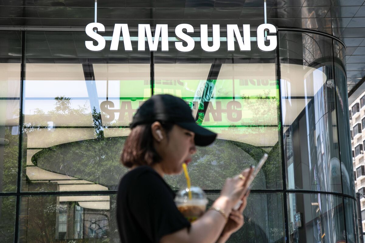 Samsung Plans Bonuses Tied to Share Price in Major Pay Overhaul