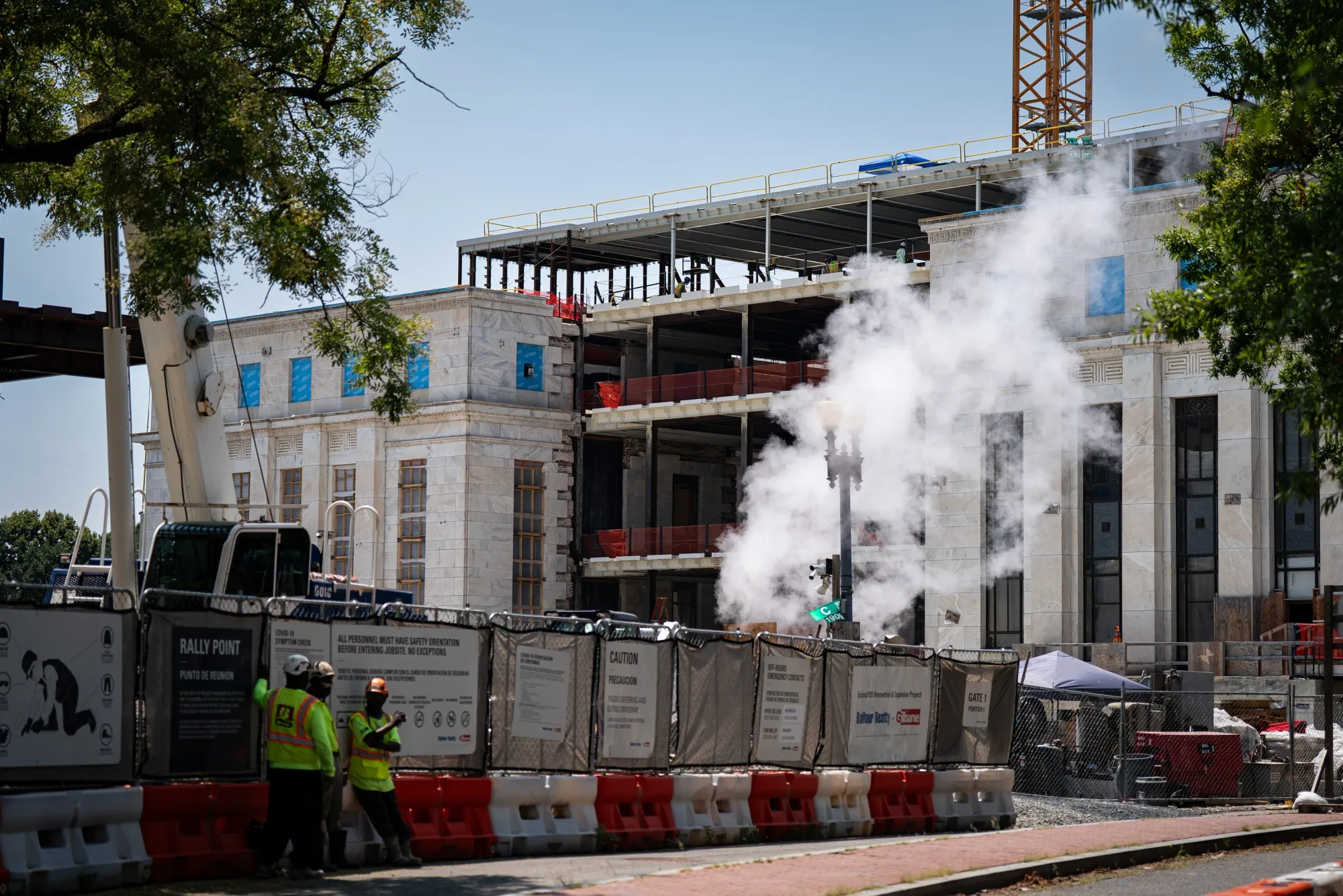 Neil Dutta Says the Fed Is Committing Monetary Malpractice - Bloomberg