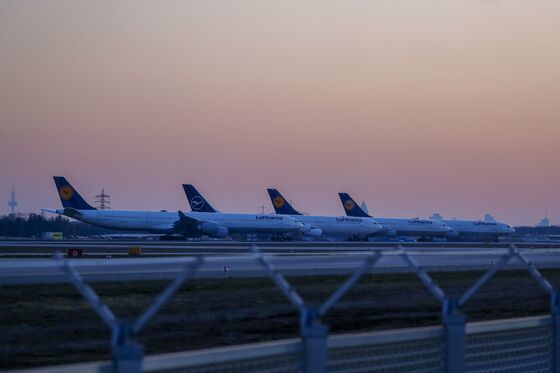 Lufthansa Running Out of Bailout Road as Germany Sets Terms