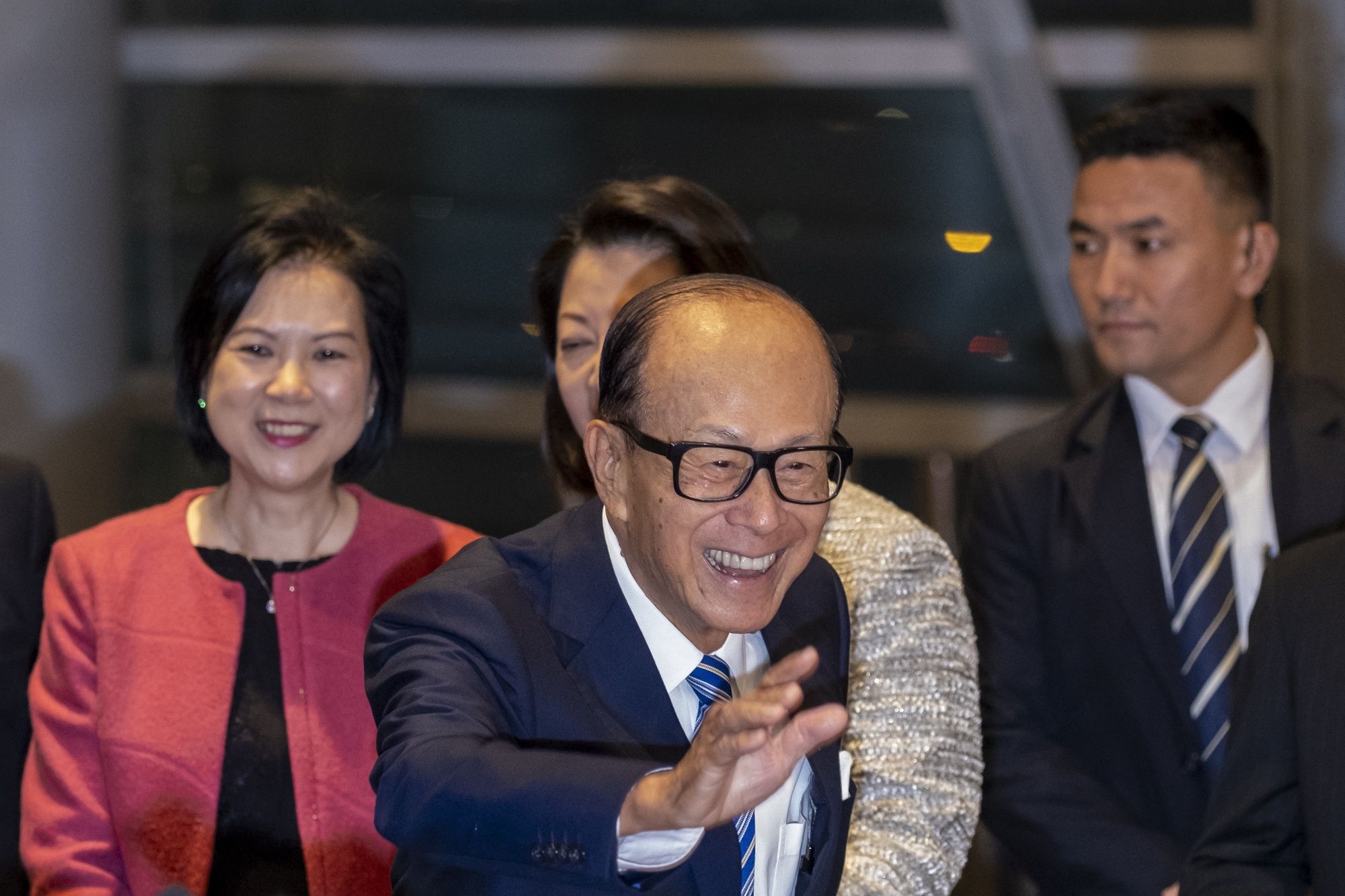 Hong Kong’s Richest Property Tycoon Said to Plan U.S. SPAC - Bloomberg