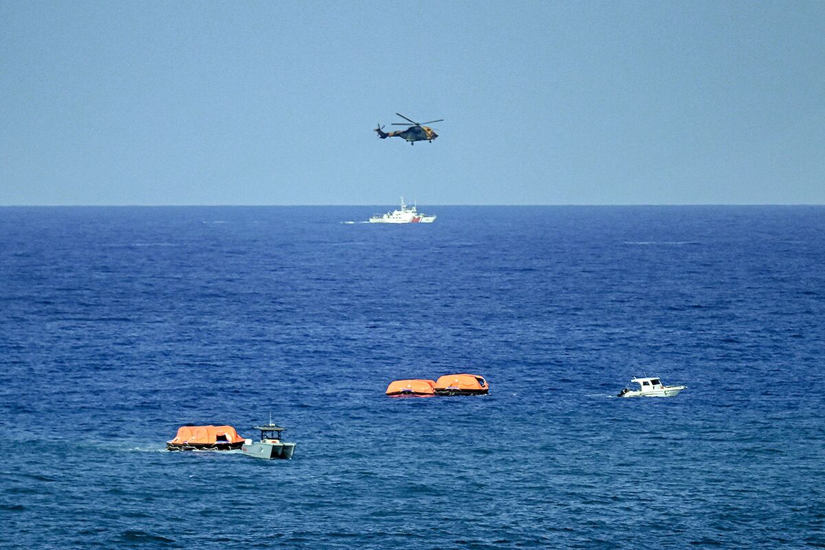 Ferry Disaster Sparks Shakeup of Turkish Cypriot Government