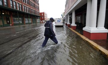 Updates Tropical Storm Imelda Causes Flooding Across Houston