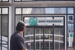 A BNP Paribas SA bank branch in Paris. Photographer: Nathan Laine/Bloomberg