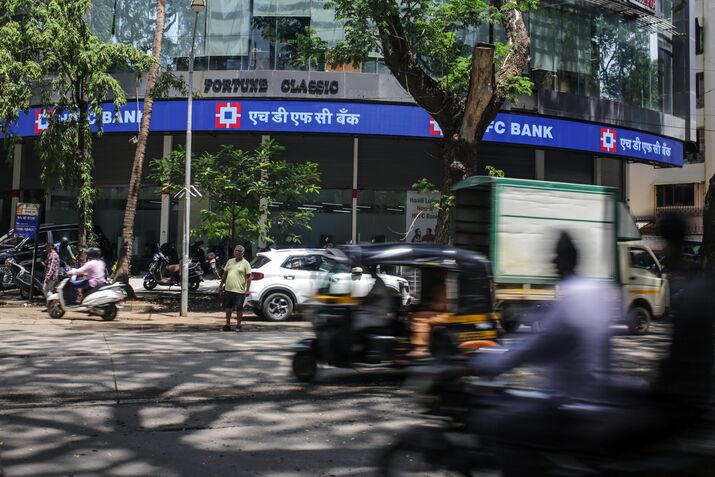 Operations at an HDFC Bank Branch
