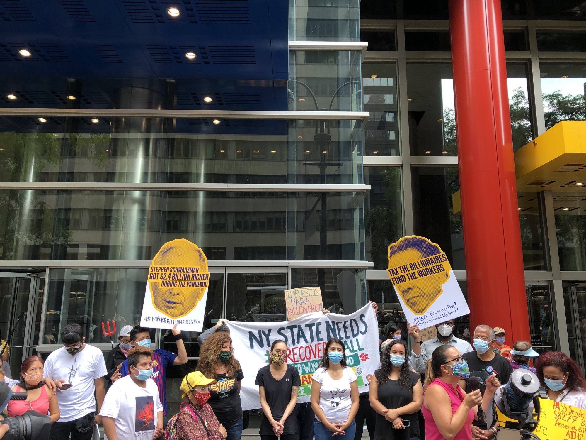 A protest in Manhattan calls for a billionaires’ tax.