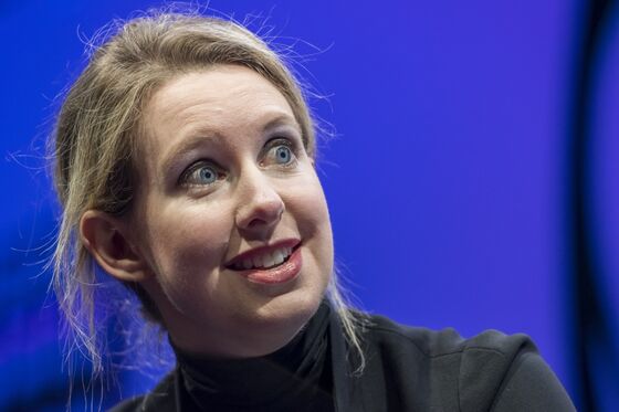 Elizabeth Holmes Faces Last-Ditch Chance to Testify at Trial