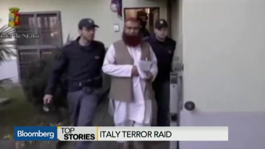 Watch Italy Police Arrest 18 Suspected Al-Qaeda Members - Bloomberg