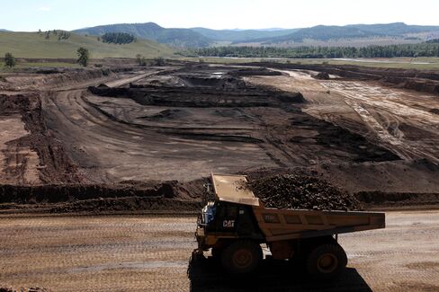 Mongolia Spending Glut Risks Bust on Commodity Outlook